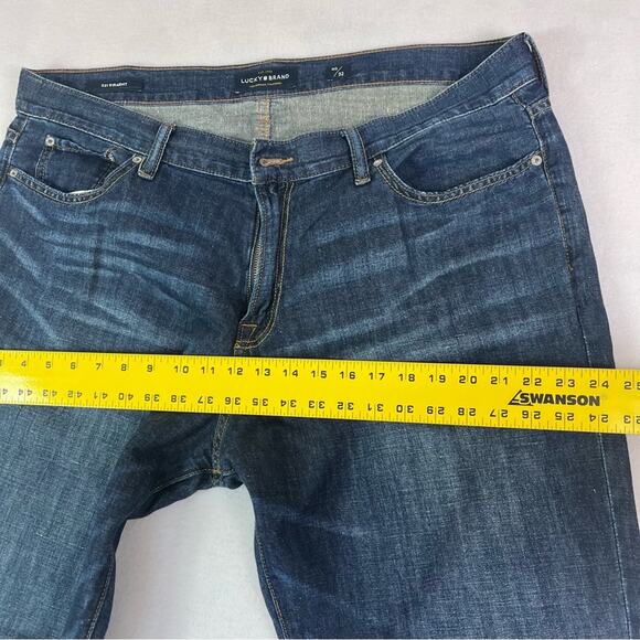 Lucky Brand Jeans Mens 40x32 ( 40x31) Blue 221 Straight - Picture 8 of 14